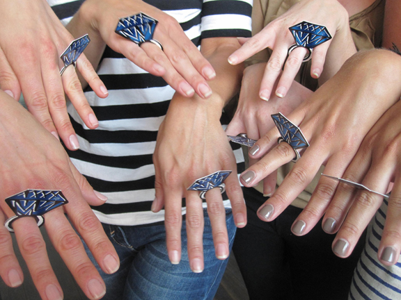 Kate's ring Mulberry